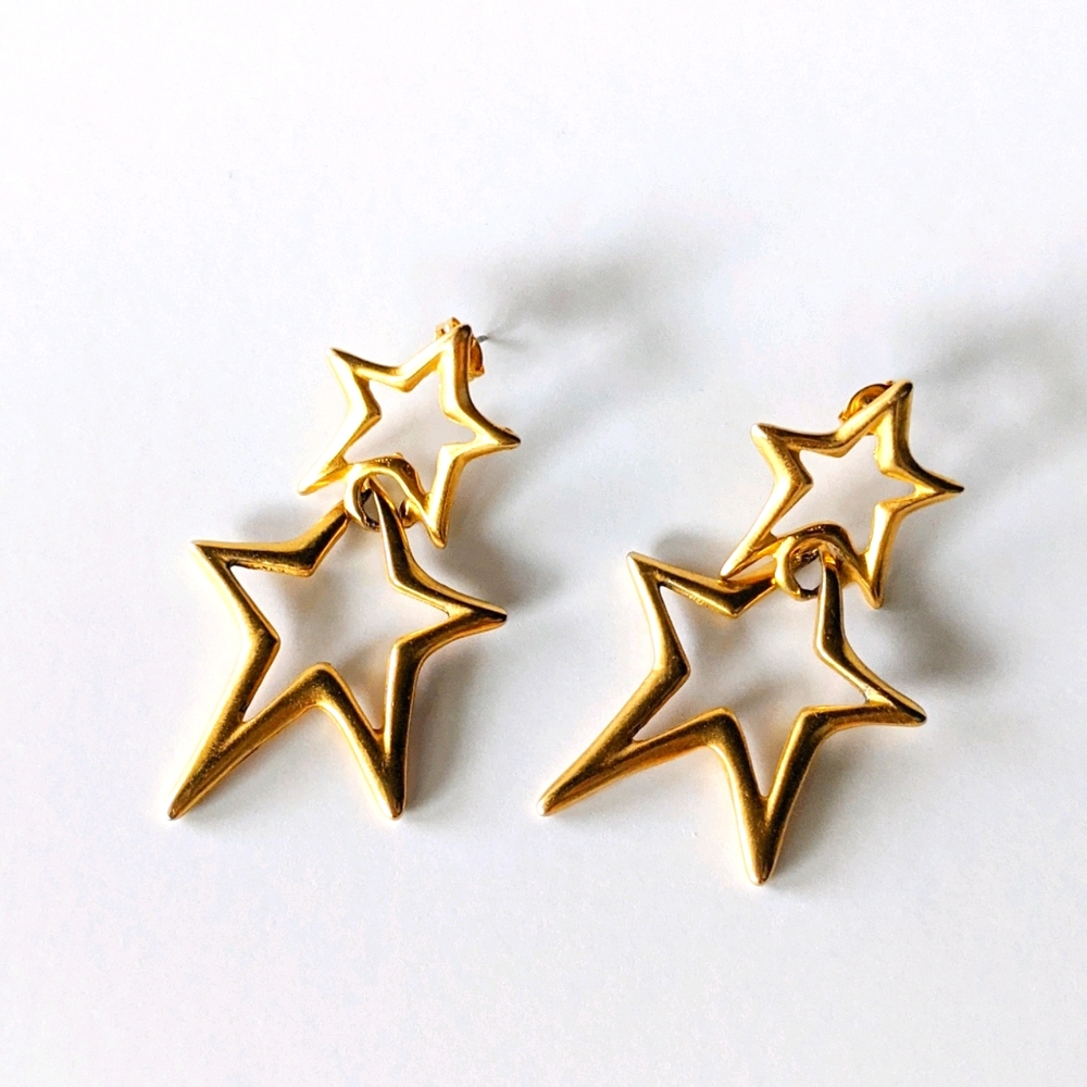 VTG Vintage Gold Tone Star Dangle Earrings 2"